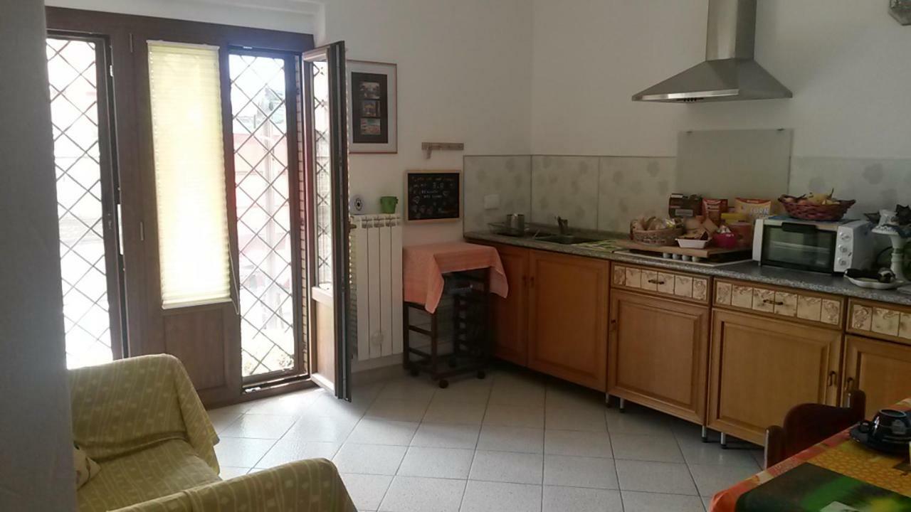 אוסטיה אנטיקה B&B Si Sta Bene מראה חיצוני תמונה